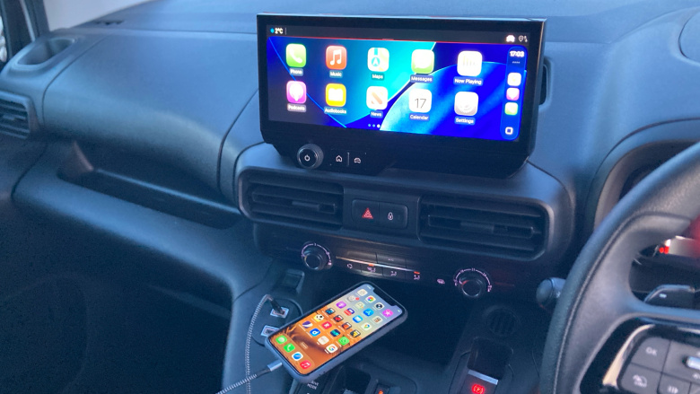 Vauxhall Combo Cargo Combo Electric 100kW Pro 52kWh H1 Van Auto